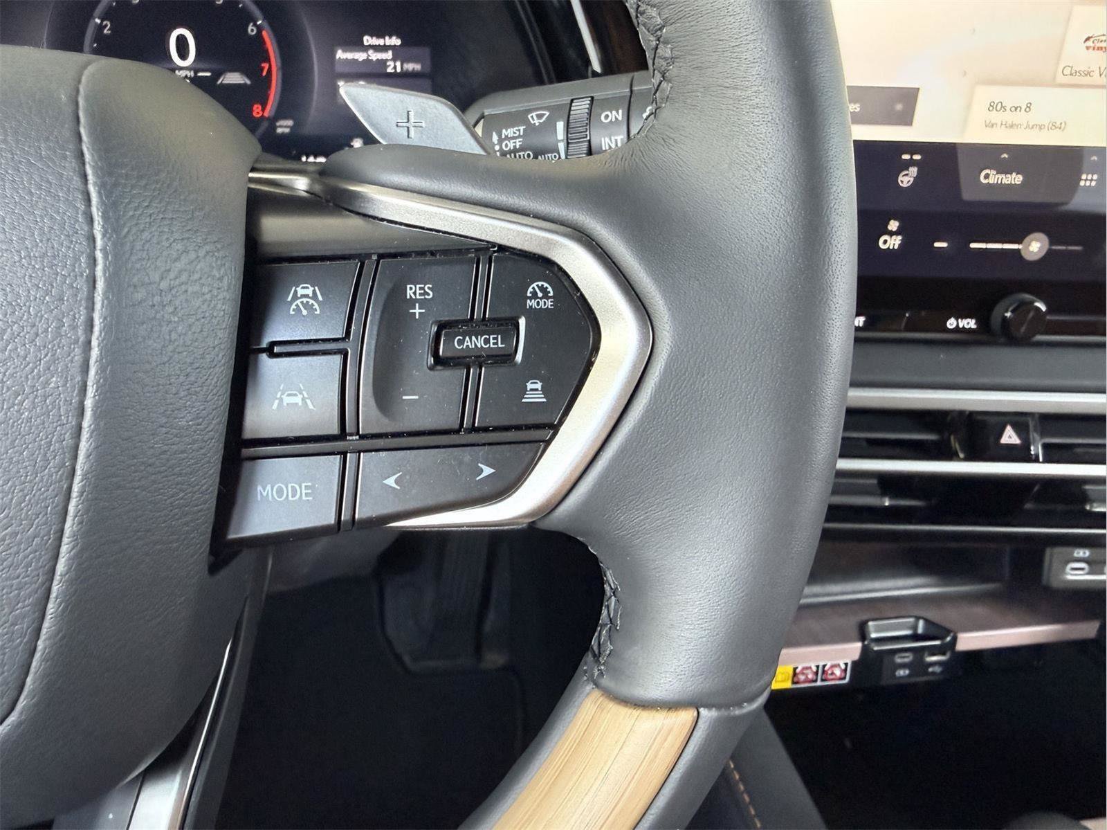 Certified 2025 Lexus RX 350 Premium AWD/4WD image 14