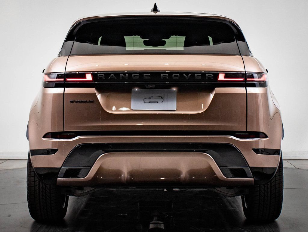 Used 2026 Land Rover Range Rover Evoque Dynamic SE AWD/4WD image 7