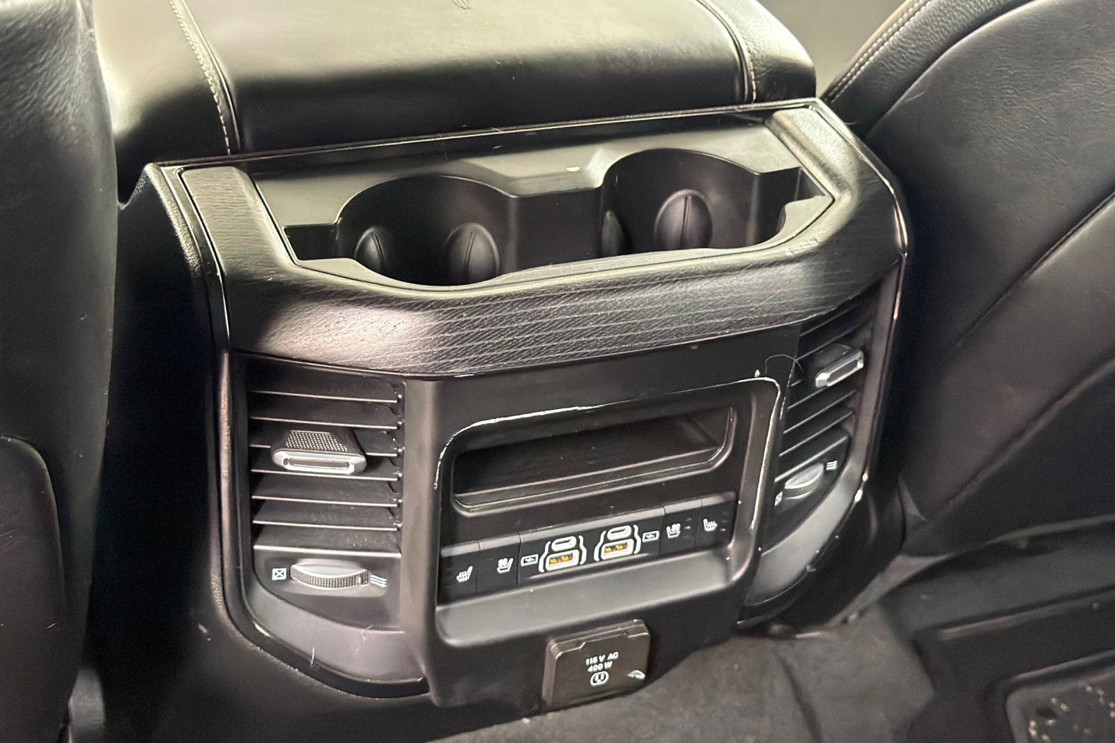 Used 2023 RAM 1500 Limited AWD/4WD image 16
