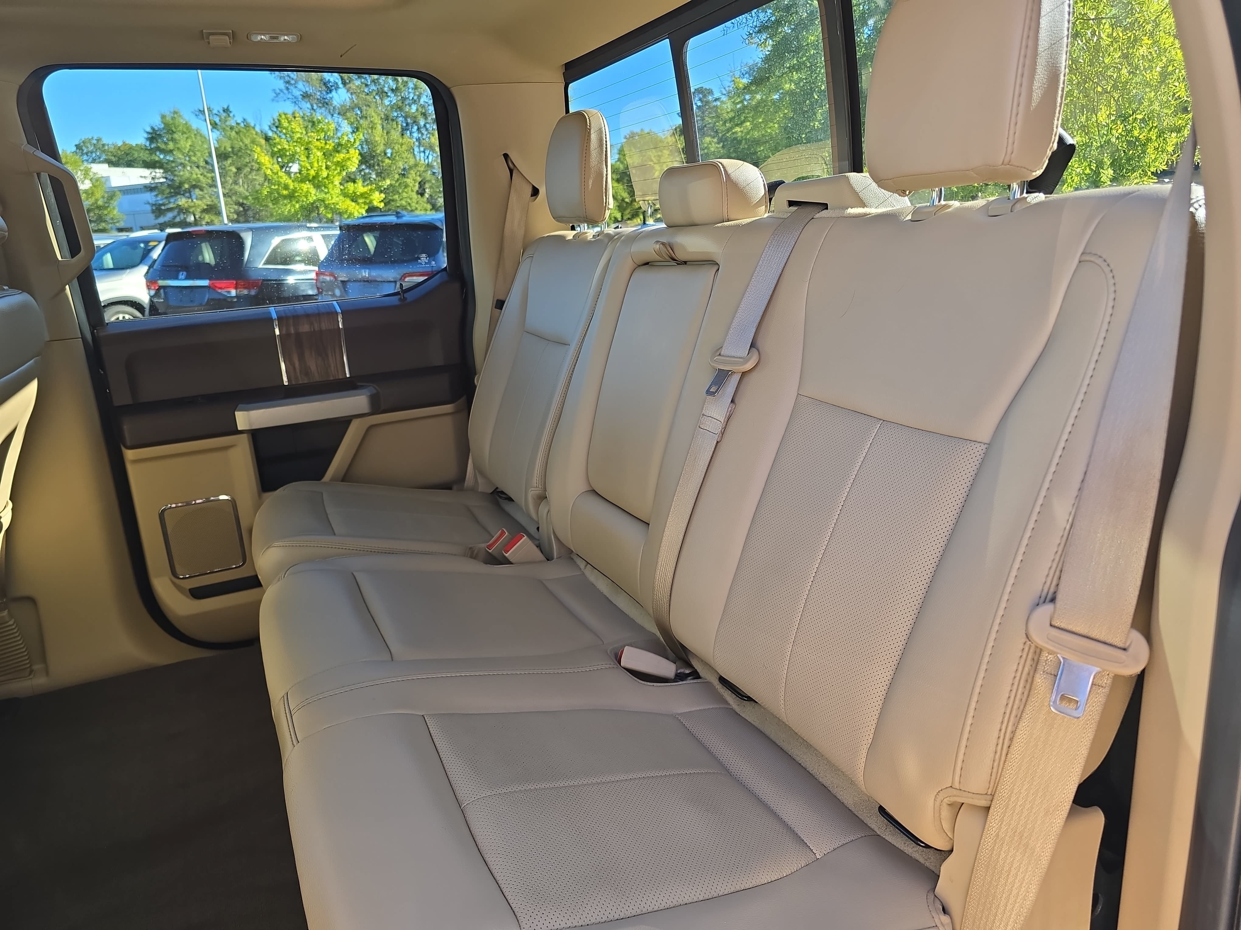 Used 2020 Ford F150 Lariat AWD/4WD image 13