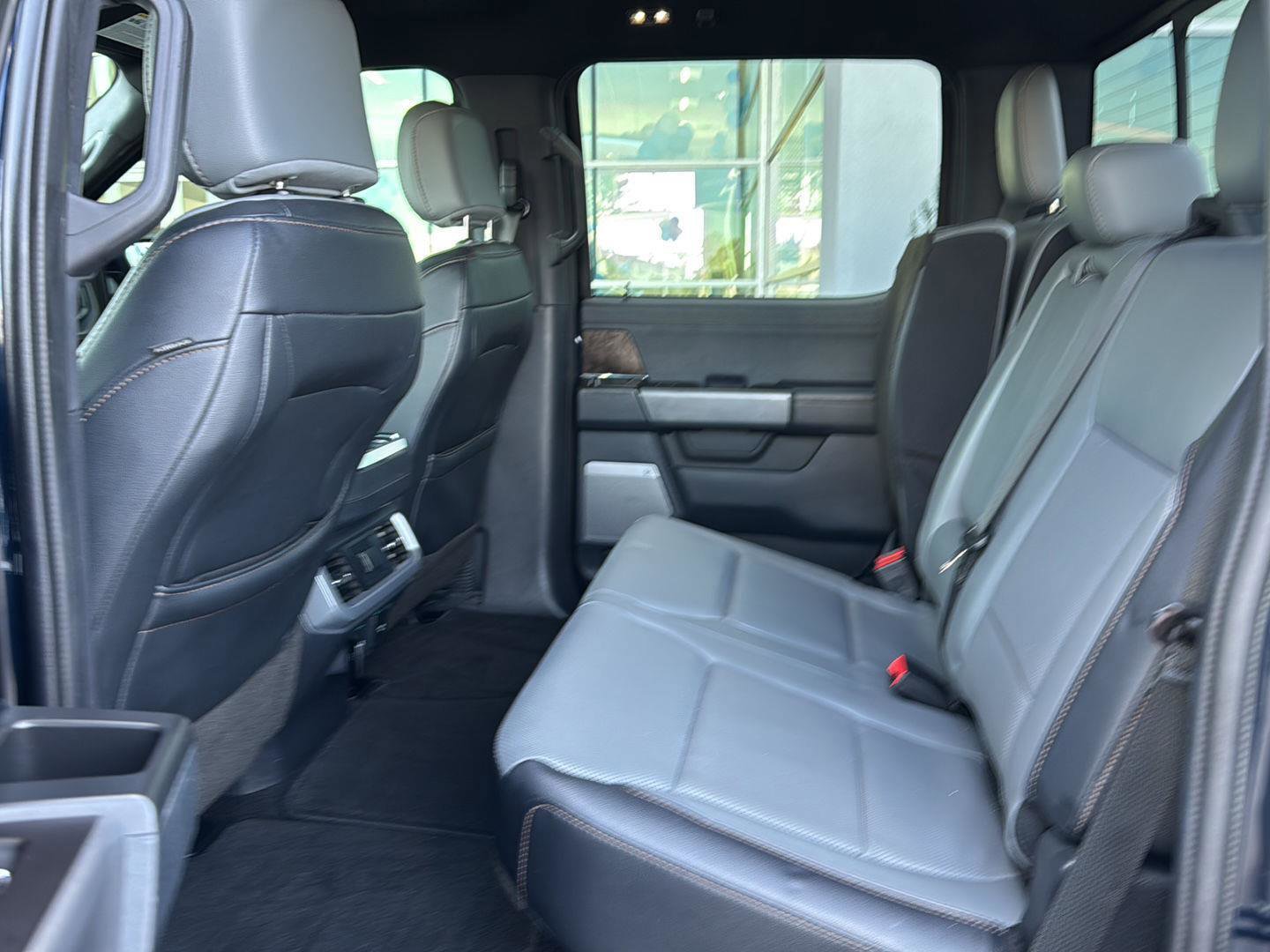 Used 2023 Ford F150 Lightning Lariat image 9