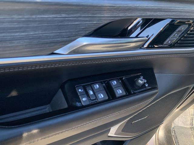 Used 2024 Jeep Wagoneer Series II w/ Flexible Seating Group image 24