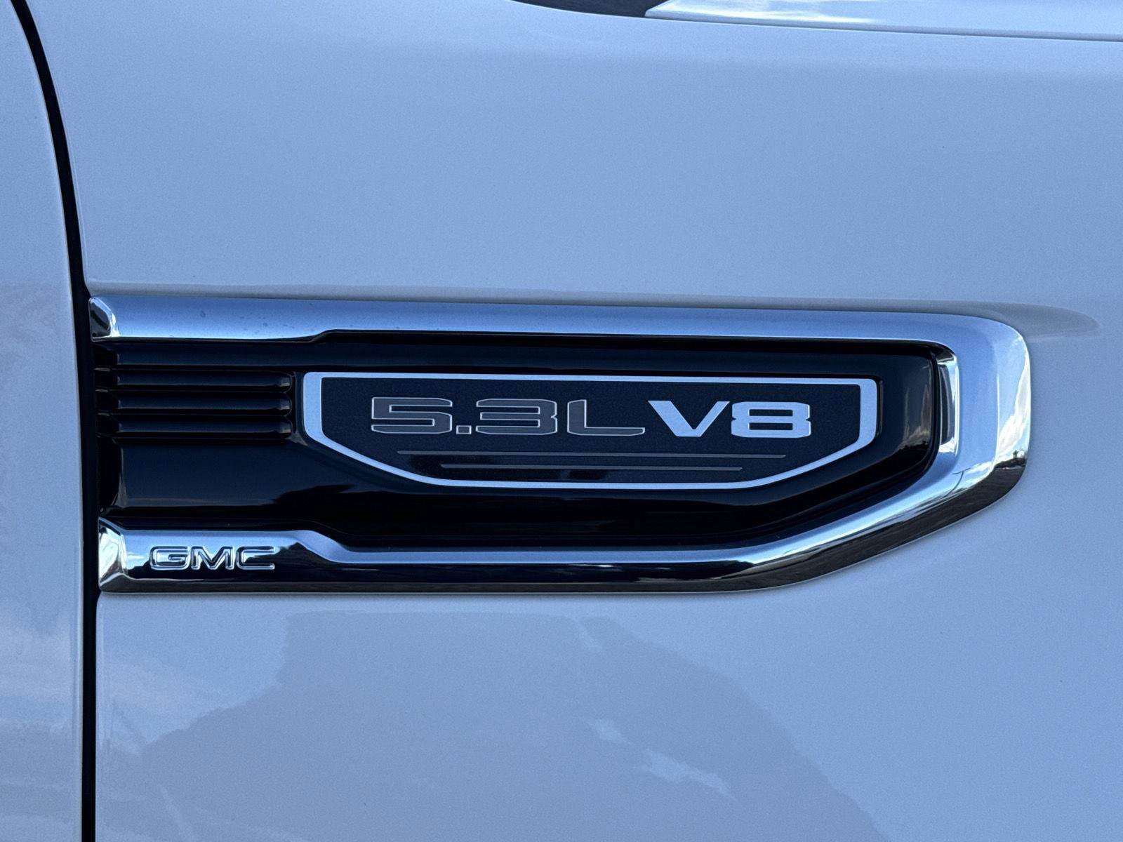 Used 2022 GMC Sierra 1500 SLT w/ SLT Premium Package image 4