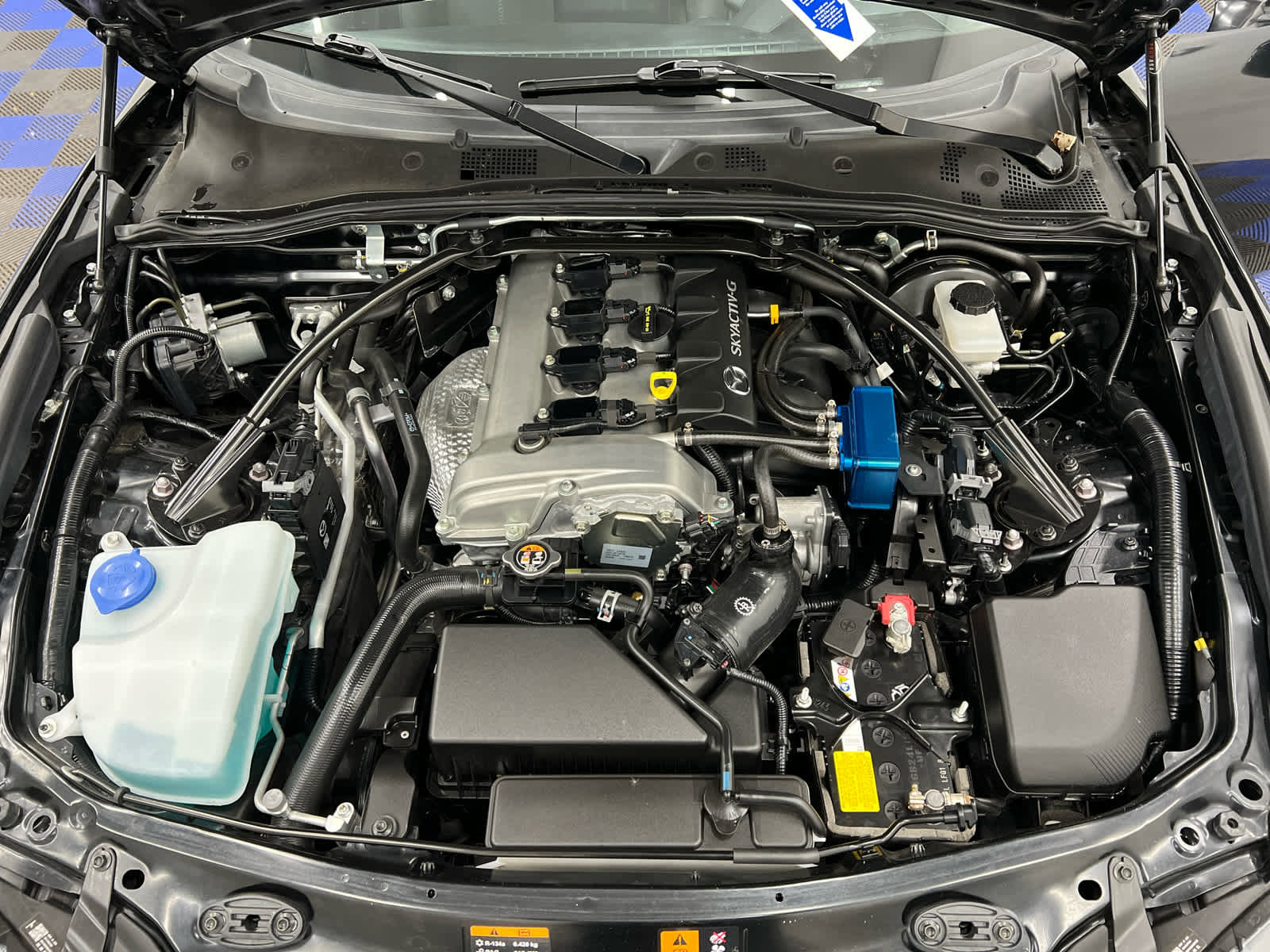 Used 2021 MAZDA MX-5 Miata RF Grand Touring image 9