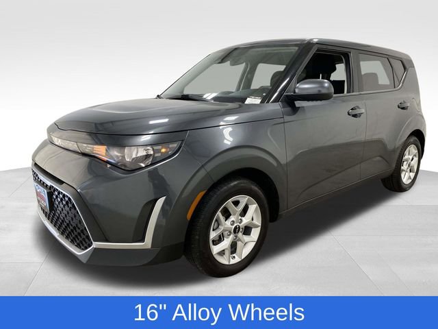 Used 2023 Kia Soul LX w/ Option Group 015 image 6