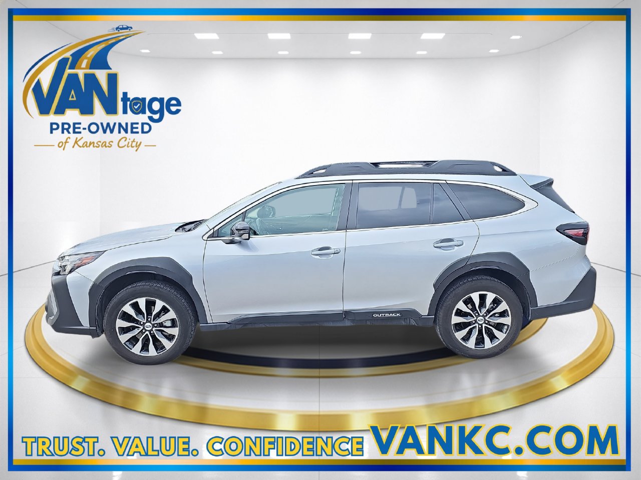 Certified 2025 Subaru Outback Limited AWD/4WD image 10