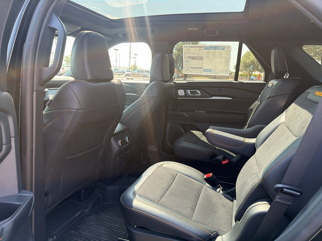 New 2026 Ford Explorer Tremor w/ Tremor Ultimate Package AWD/4WD image 9