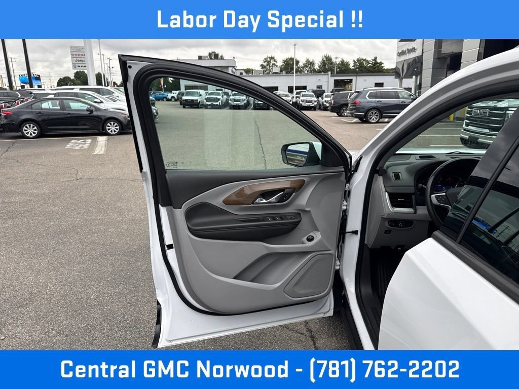 Certified 2020 GMC Terrain SLE w/ Driver Convenience Package AWD/4WD image 12