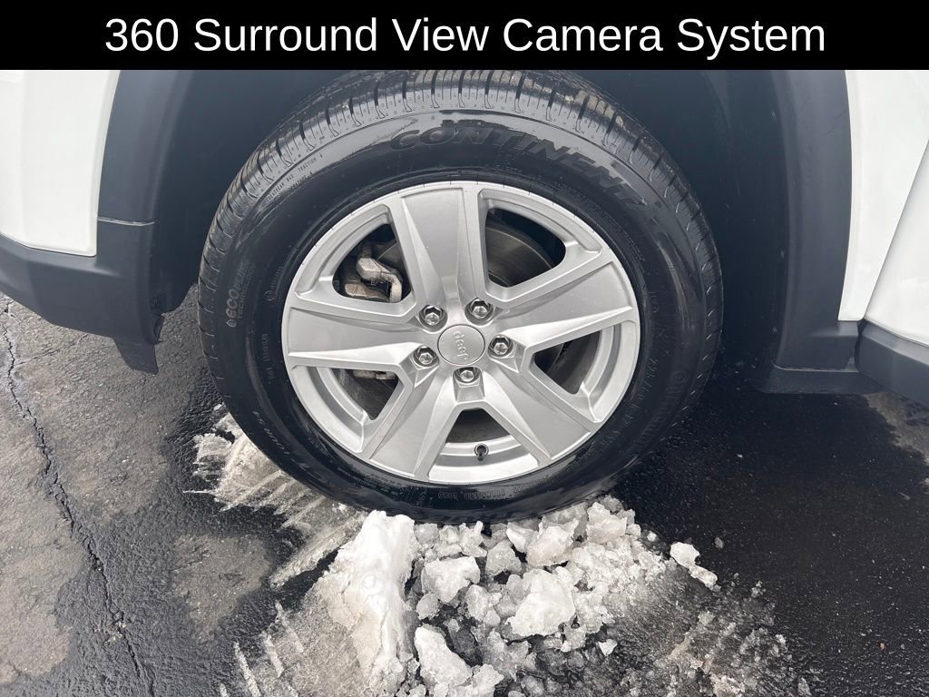 Certified 2022 Jeep Compass Latitude w/ Convenience Group image 28