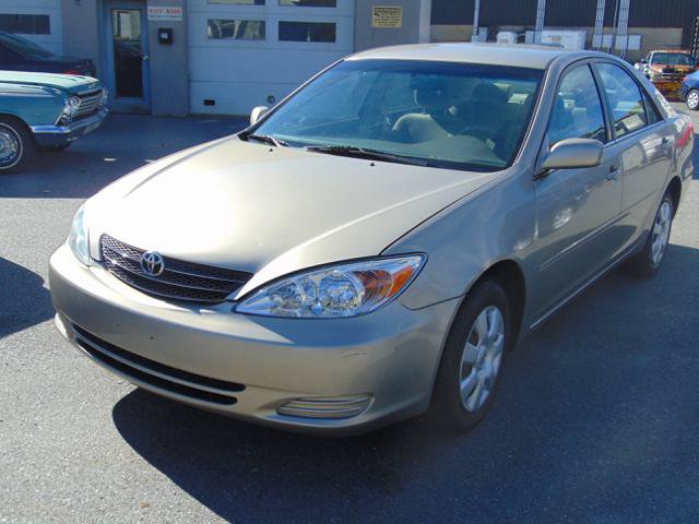 Used 2004 Toyota Camry SE