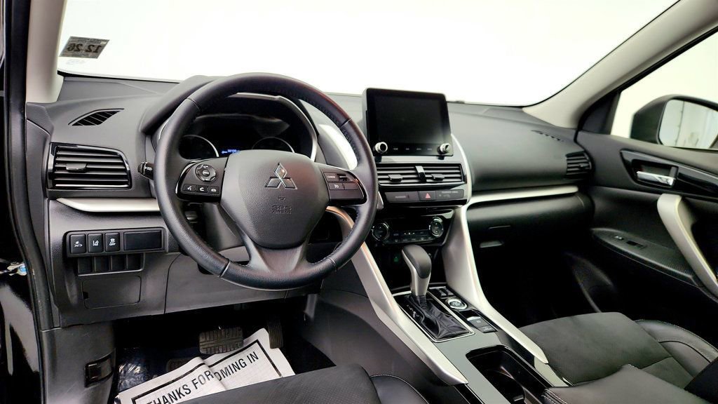 Used 2022 Mitsubishi Eclipse Cross SE image 16