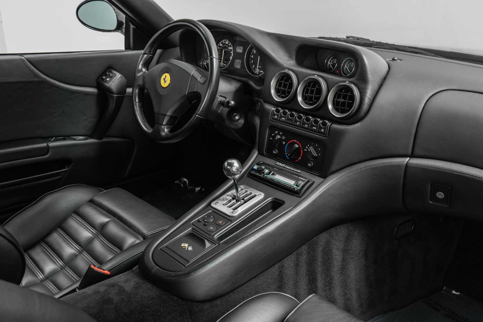 Used 1998 Ferrari 550 Maranello Coupe RWD image 25