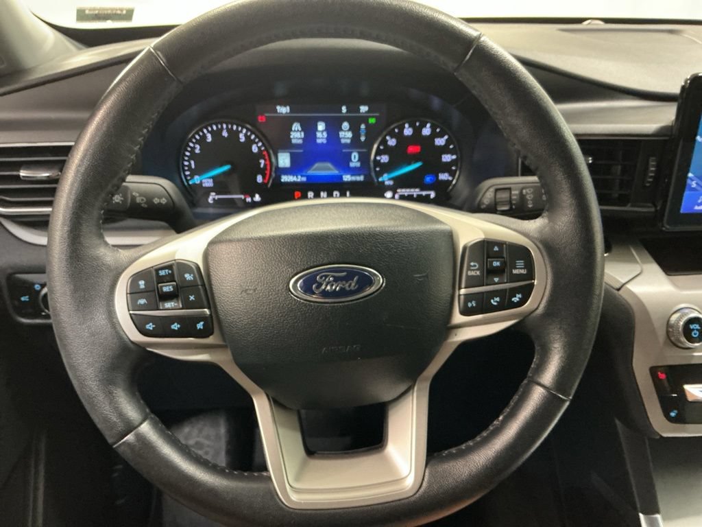 Used 2023 Ford Explorer XLT w/ Equipment Group 202A RWD image 20