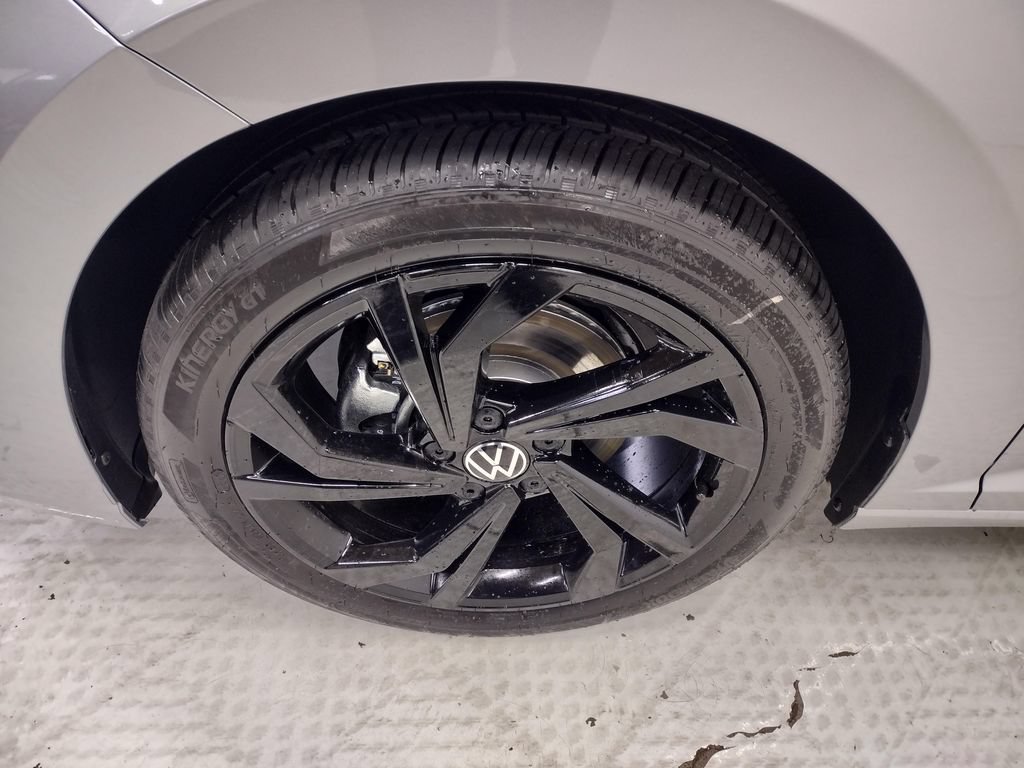 New 2026 Volkswagen Jetta SE FWD image 5