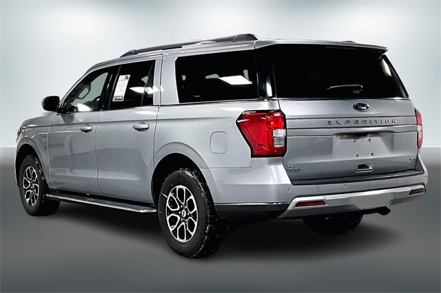 Used 2023 Ford Expedition Max XLT image 5