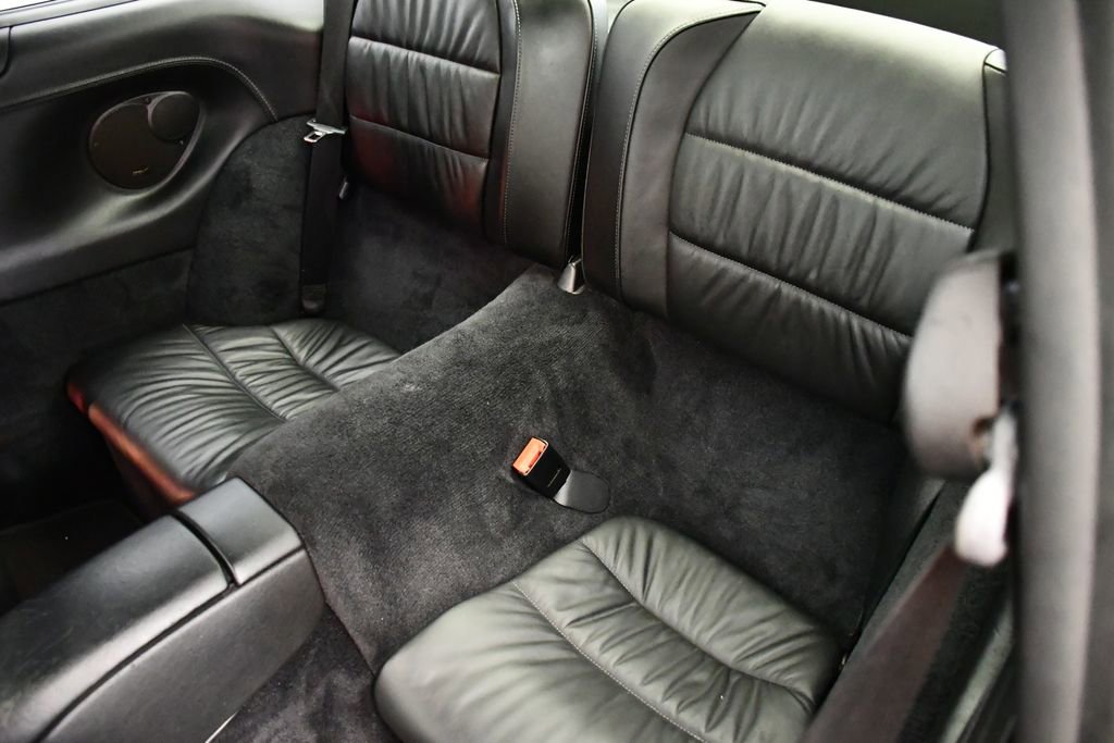 Used 2003 Porsche 911 Turbo image 31