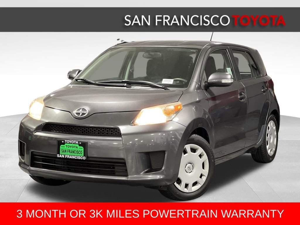 Used 2011 Scion xD image 1