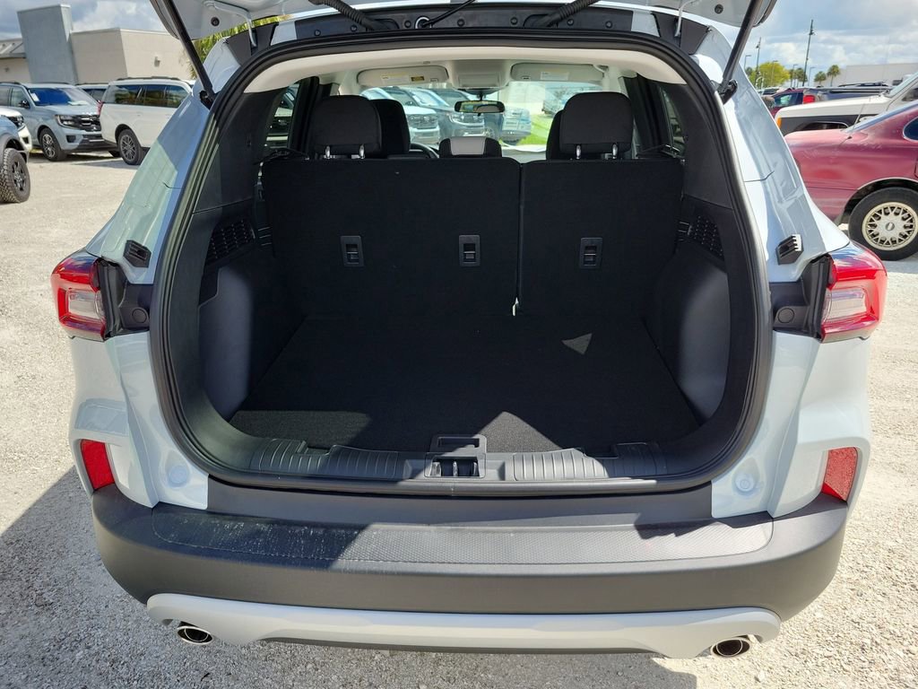 New 2026 Ford Escape Active image 9