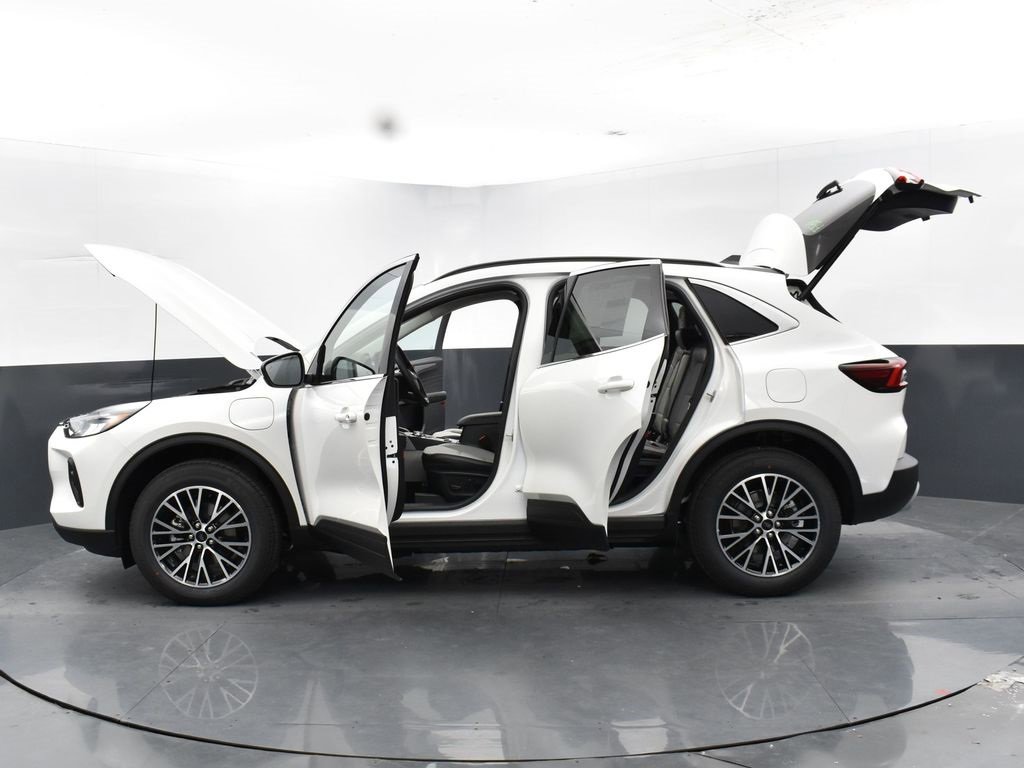 New 2025 Ford Escape SE image 39
