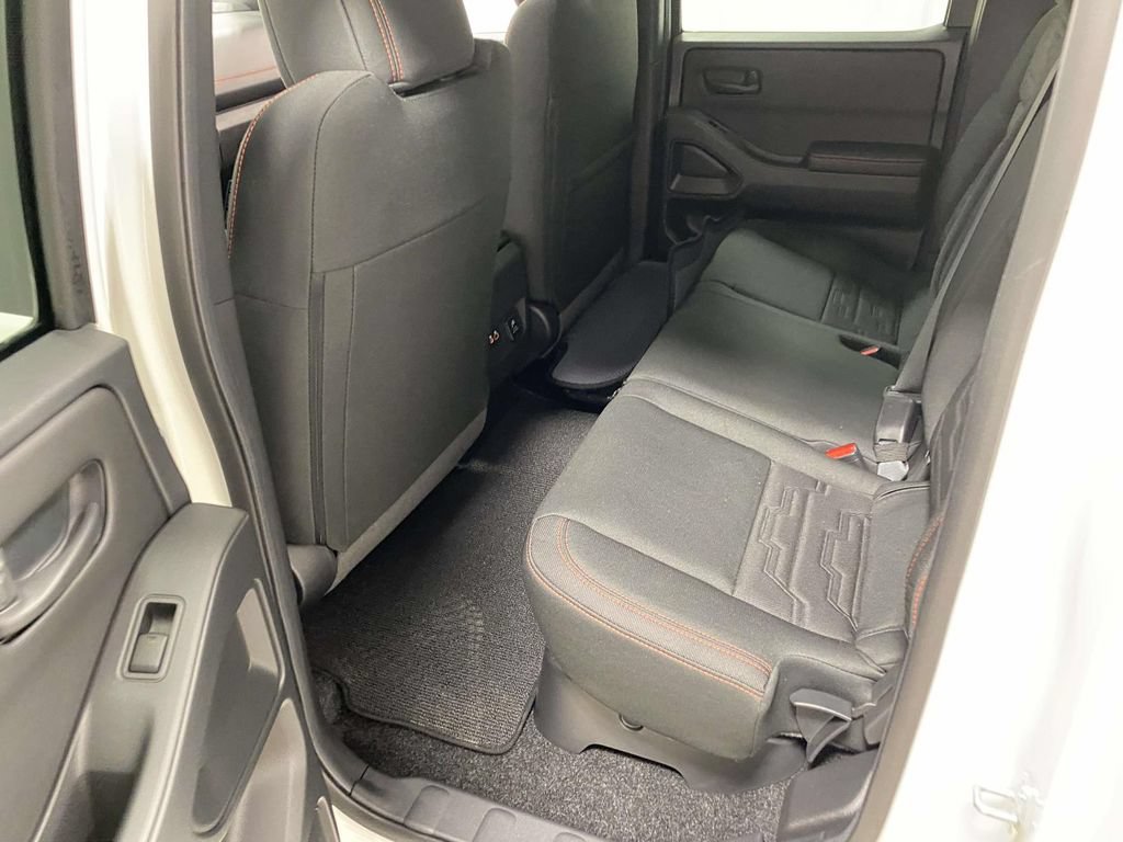New 2026 Nissan Frontier Pro-X w/ Pro-X Convenience Package RWD image 8
