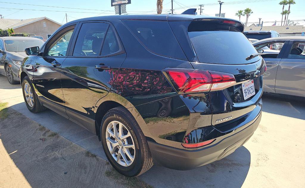 Used 2023 Chevrolet Equinox LS w/ LS Convenience Package image 6