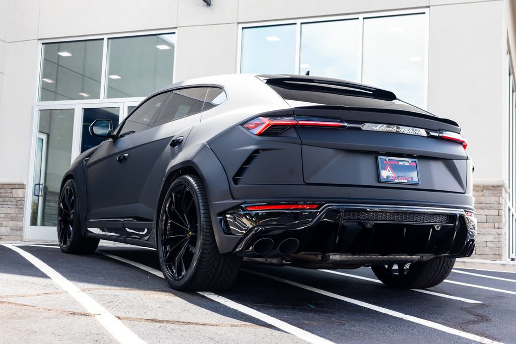Used 2022 Lamborghini Urus AWD/4WD image 21
