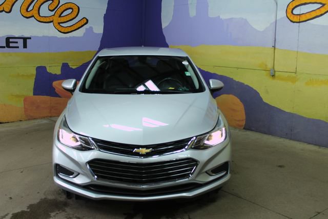 Used 2018 Chevrolet Cruze Premier FWD image 6