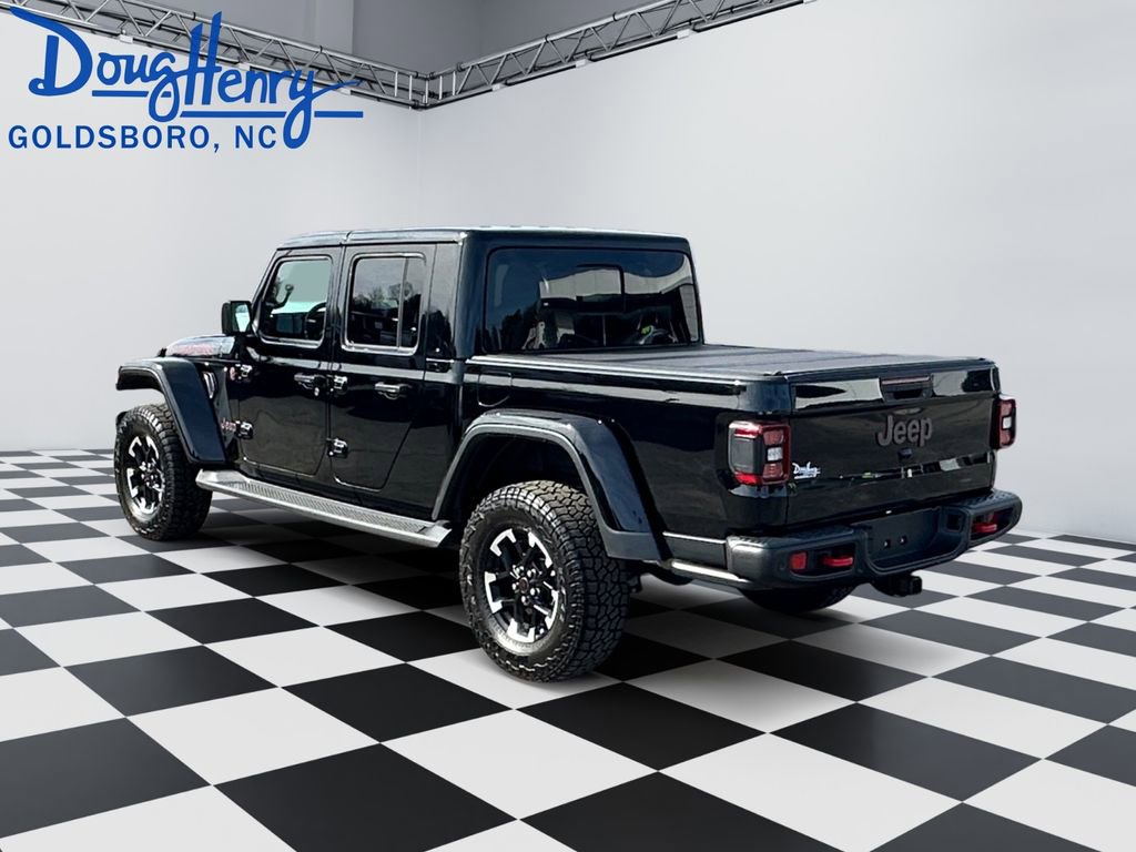 Used 2024 Jeep Gladiator Rubicon image 3
