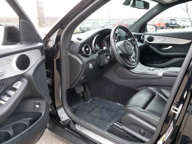 Used 2019 Mercedes-Benz GLC 300 4MATIC image 12