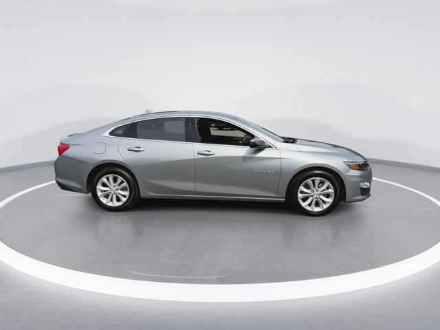 Used 2025 Chevrolet Malibu LT FWD image 9