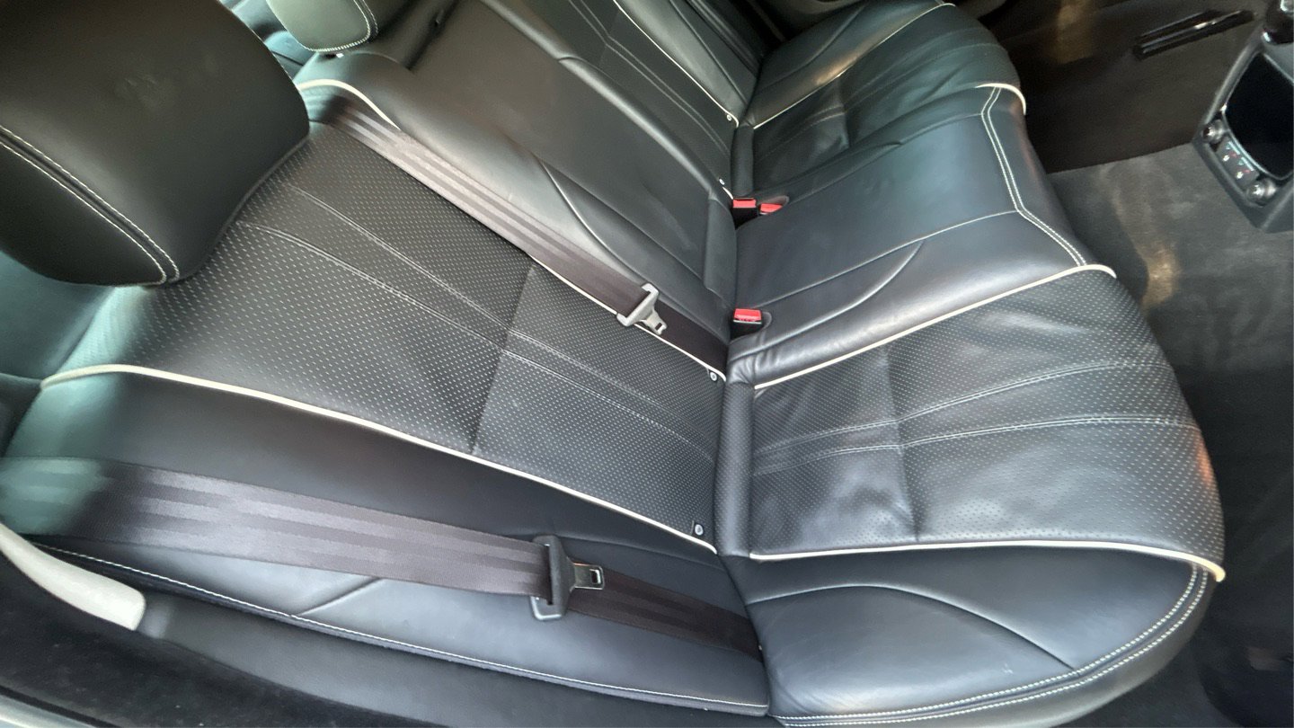 Used 2016 Jaguar XJ R-Sport image 23
