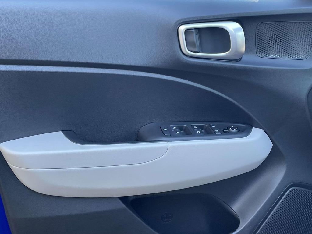 New 2026 Hyundai Venue SEL image 13