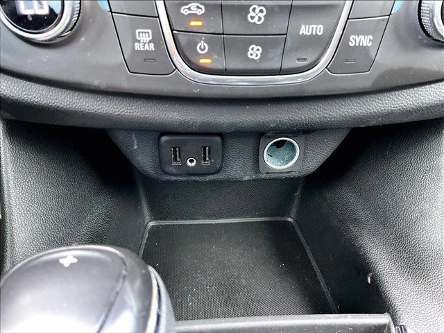 Used 2020 Chevrolet Traverse LS w/ LPO, Black Accent Package FWD image 26