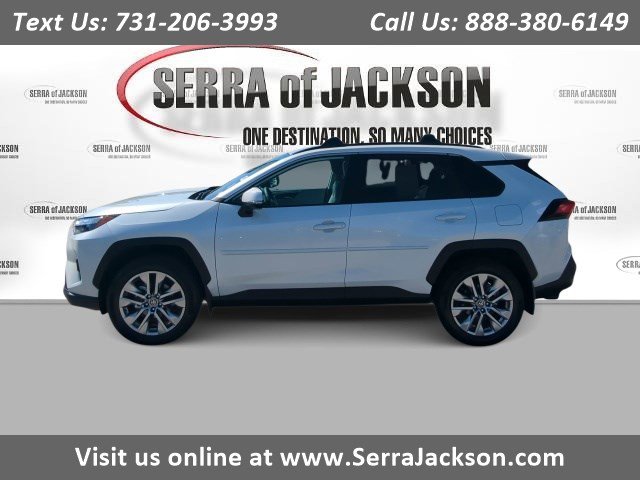 Used 2025 Toyota RAV4 XLE Premium w/ Weather Package AWD/4WD image 1