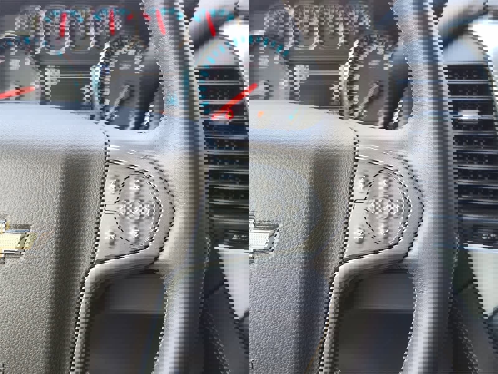 Used 2018 Chevrolet Tahoe Premier image 28