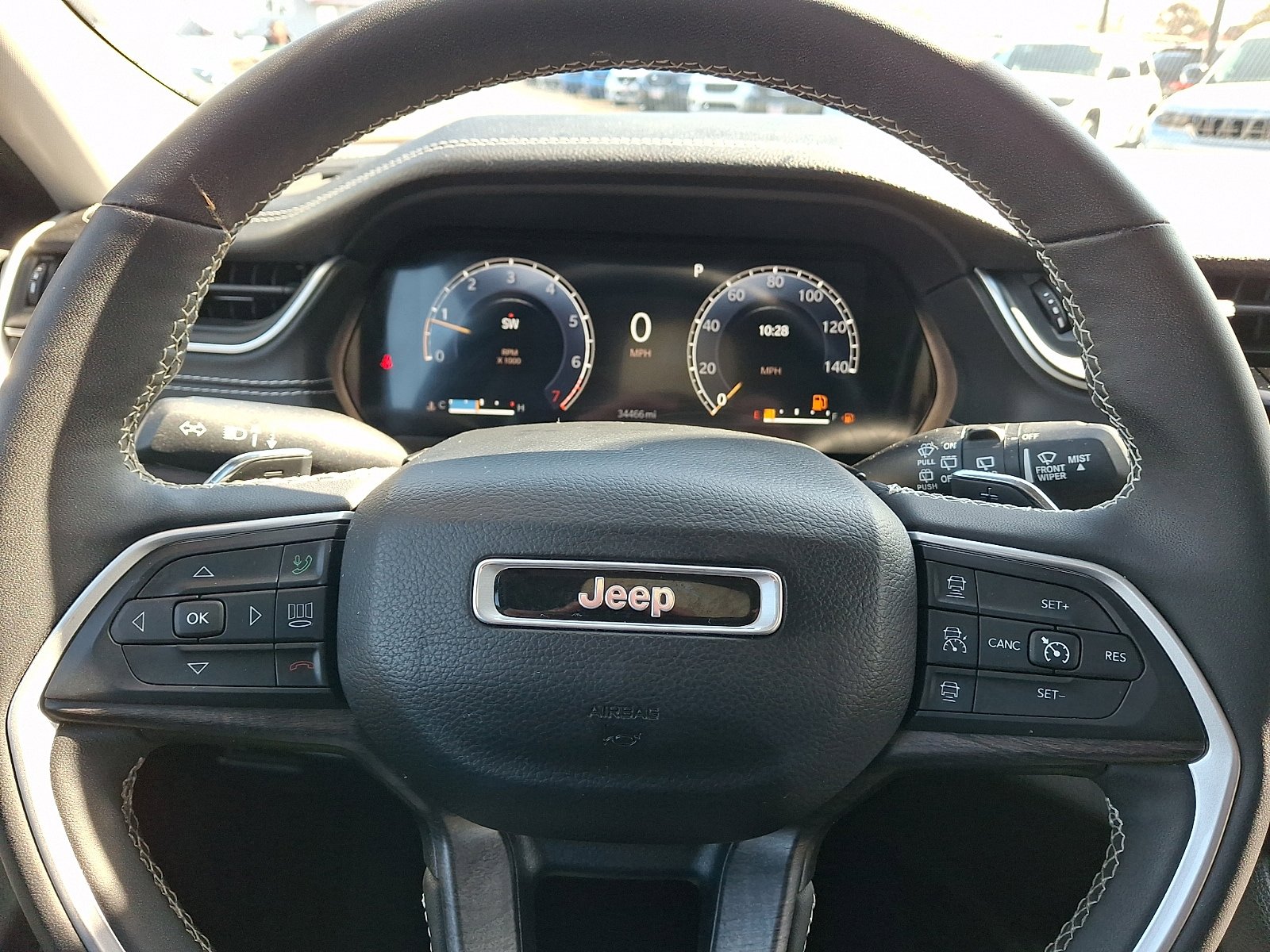 Used 2023 Jeep Grand Cherokee L Limited AWD/4WD image 19
