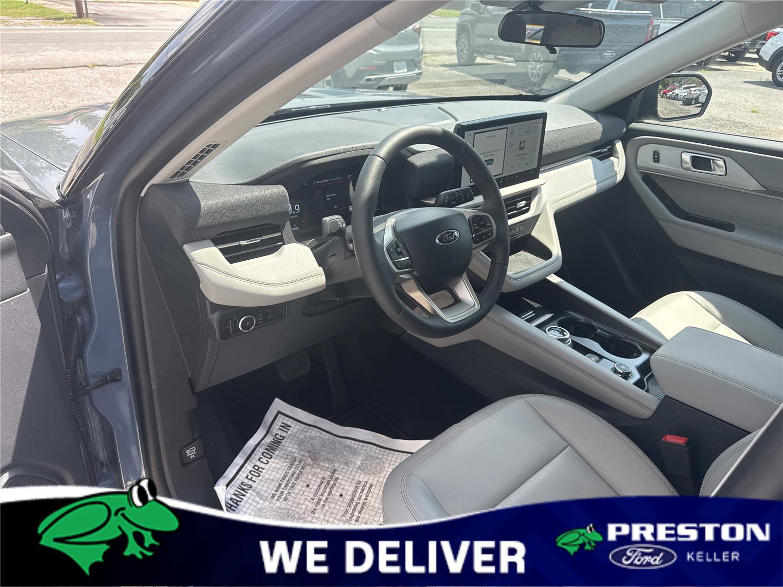 New 2025 Ford Explorer Active w/ Active Comfort Package image 12