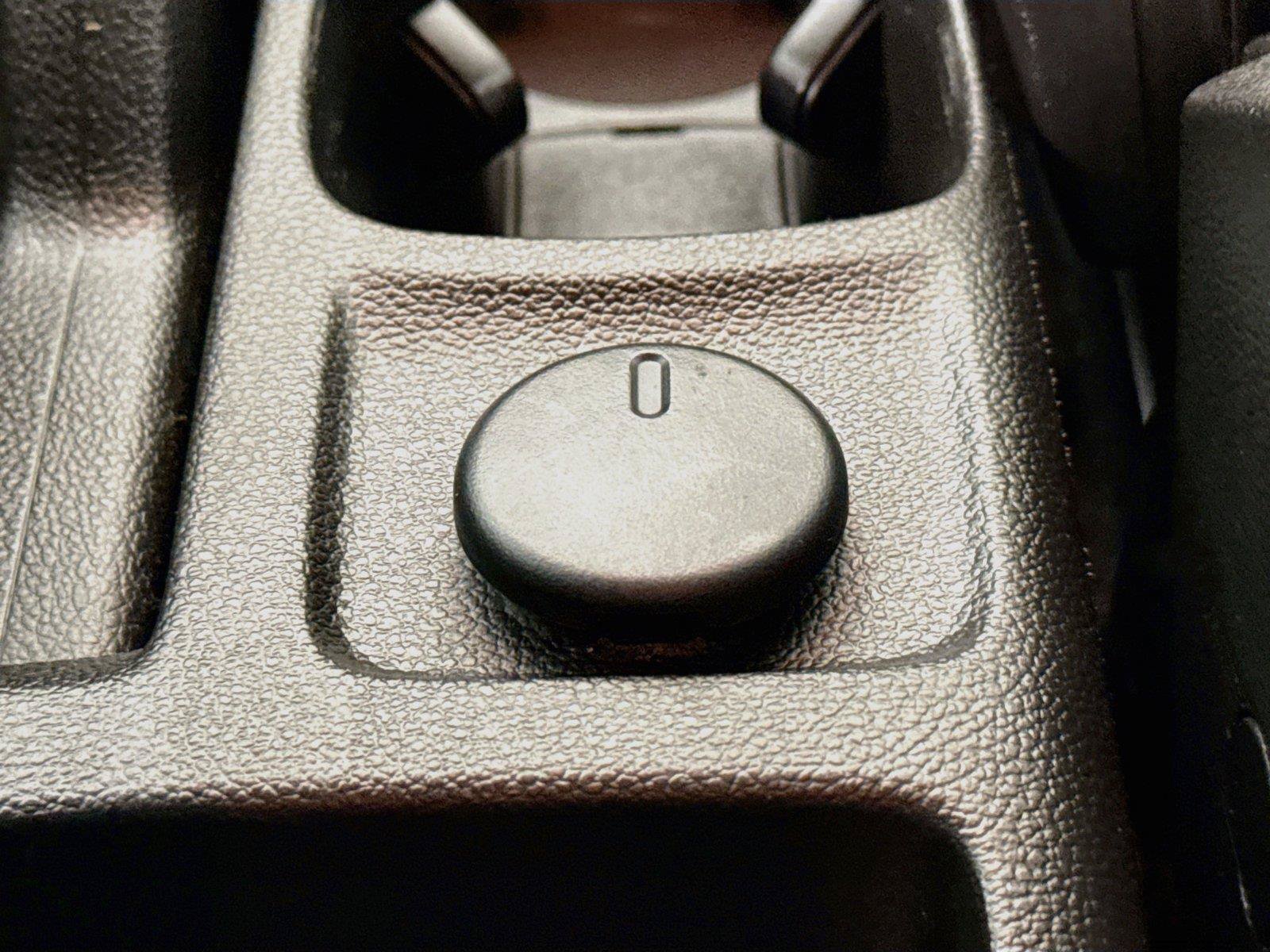 Used 2018 Chevrolet Sonic LS FWD image 31