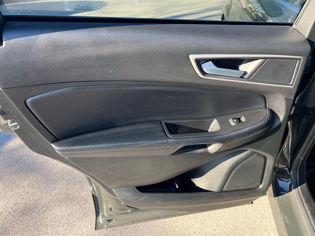 Used 2023 Ford Edge SEL w/ Convenience Package image 19