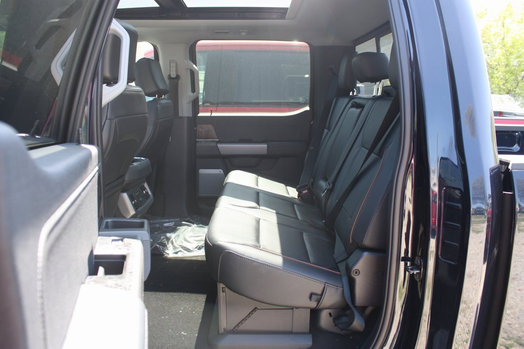 New 2025 Ford F250 Lariat w/ Lariat Ultimate Package image 17