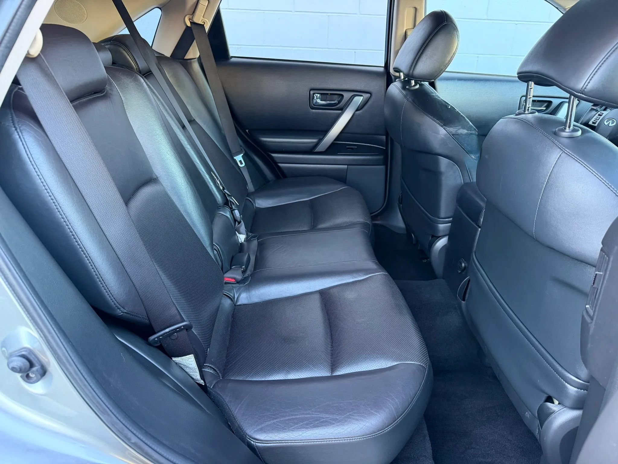 Used 2008 INFINITI FX35 2WD w/ Technology Pkg image 16