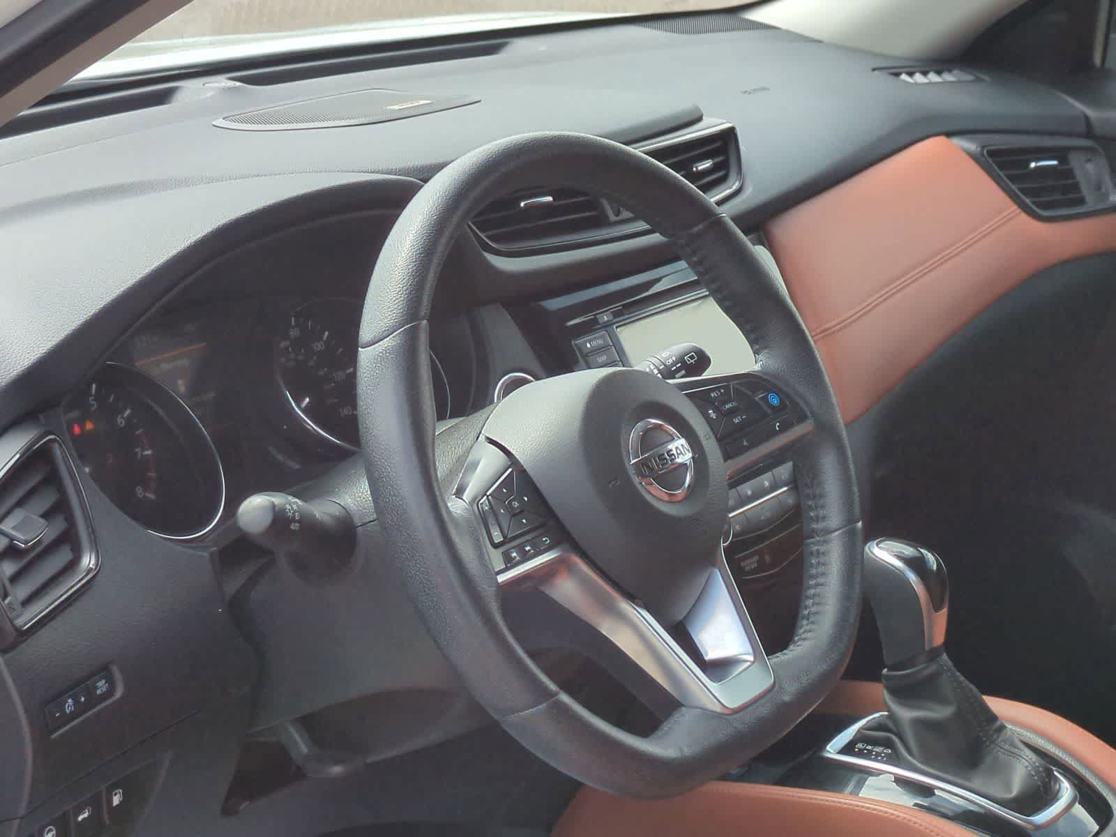 Used 2019 Nissan Rogue S AWD/4WD image 10