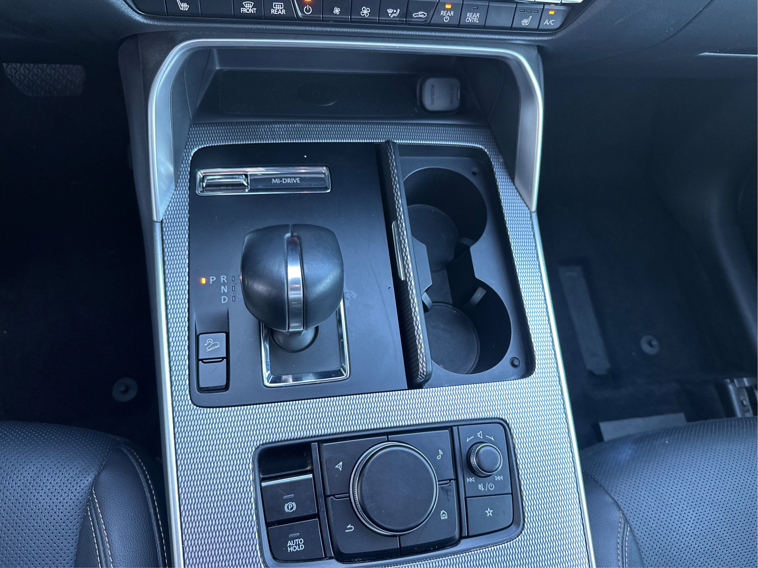 Used 2025 MAZDA CX-90 3.3 Turbo w/ Premium Sport Pkg image 16