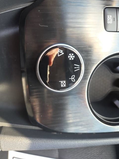 Used 2026 Nissan Rogue SV AWD/4WD image 20