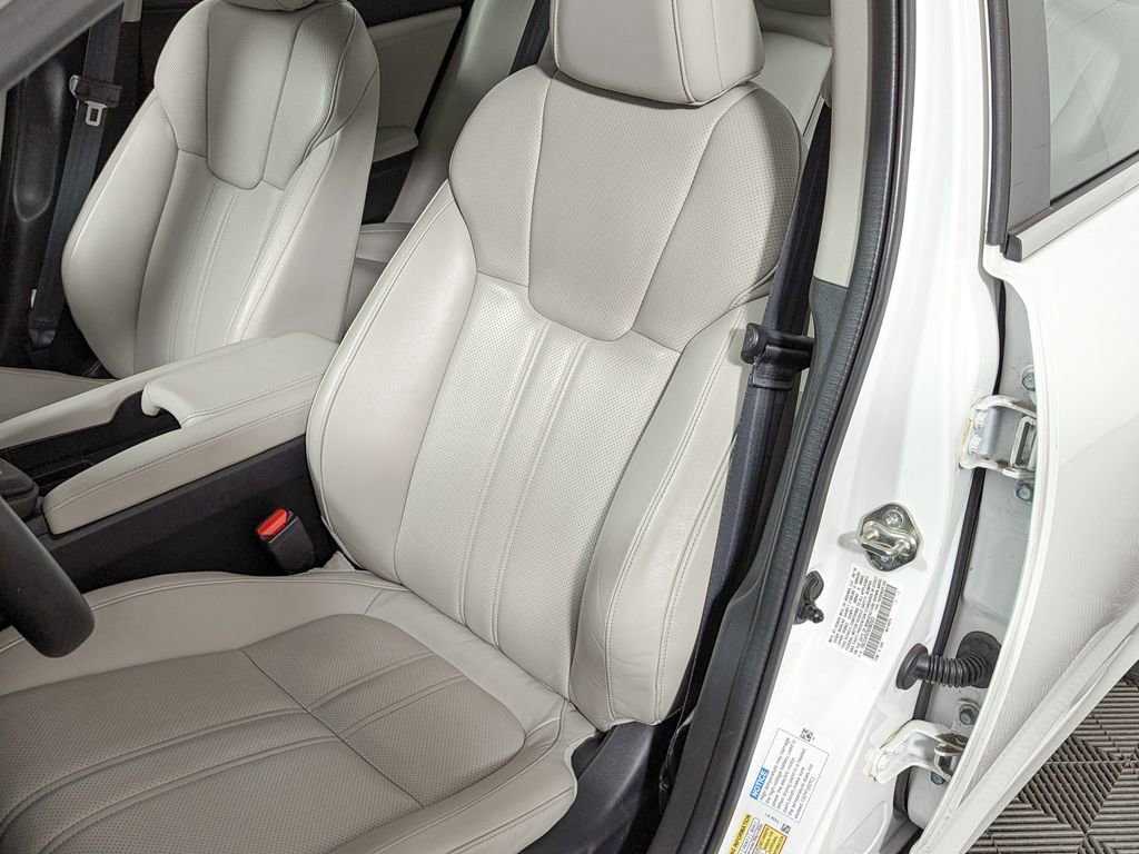 Used 2019 Honda Insight Touring image 17