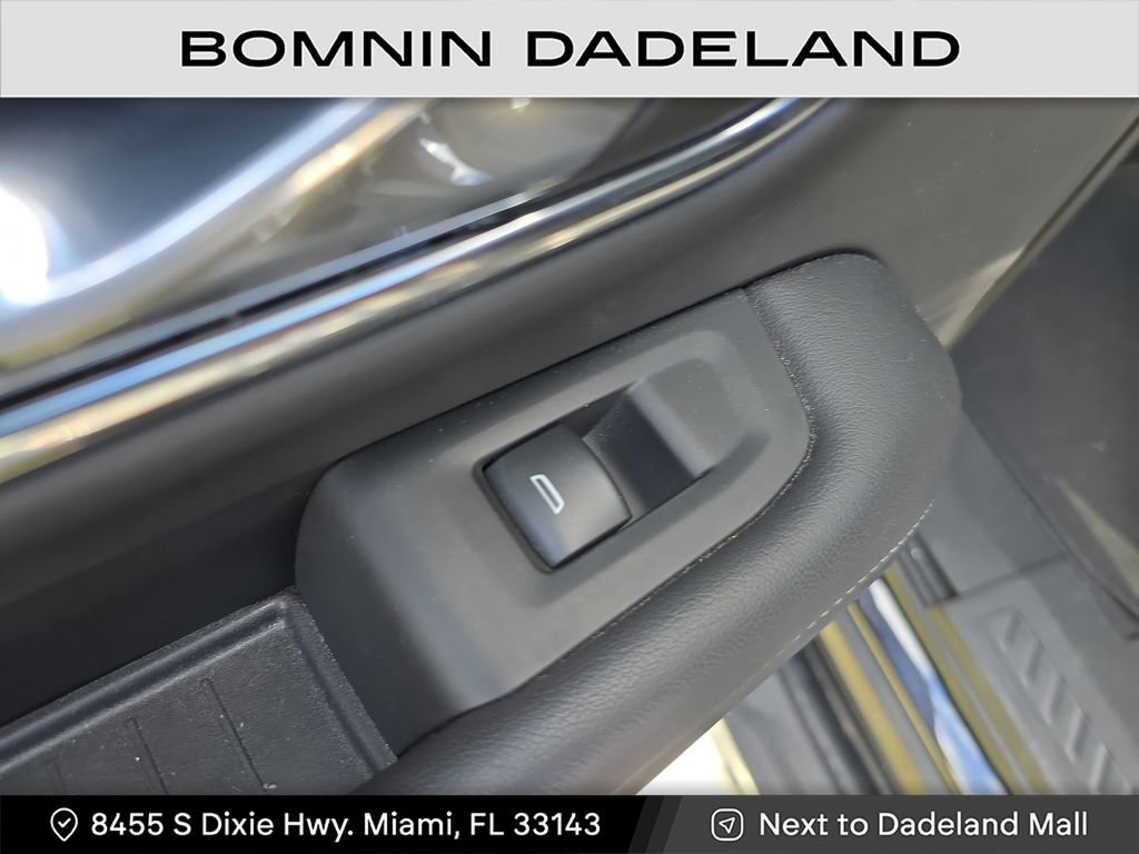 Used 2023 Chevrolet Tahoe LS image 11