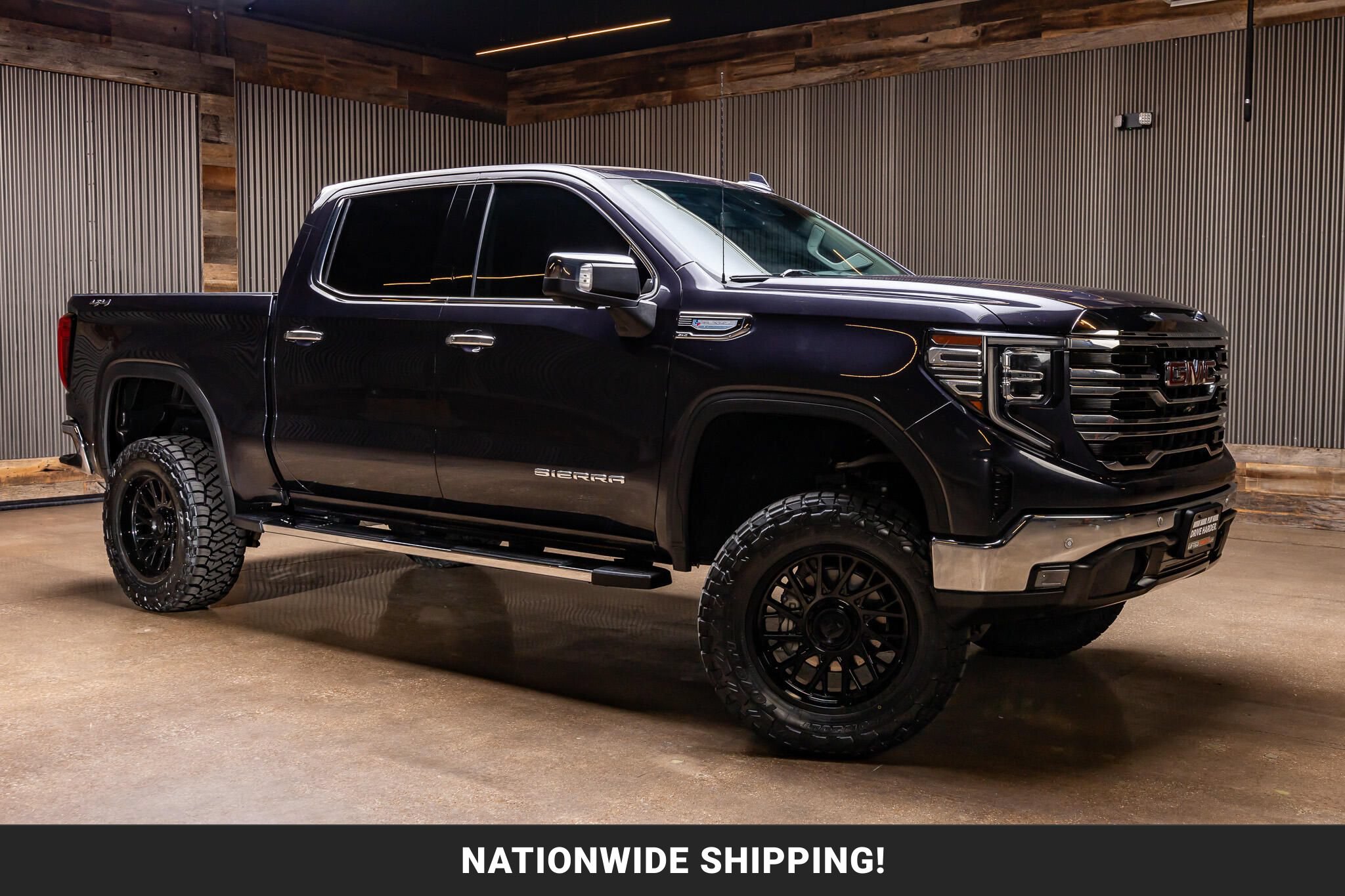 Used 2022 GMC Sierra 1500 SLT AWD/4WD image 1