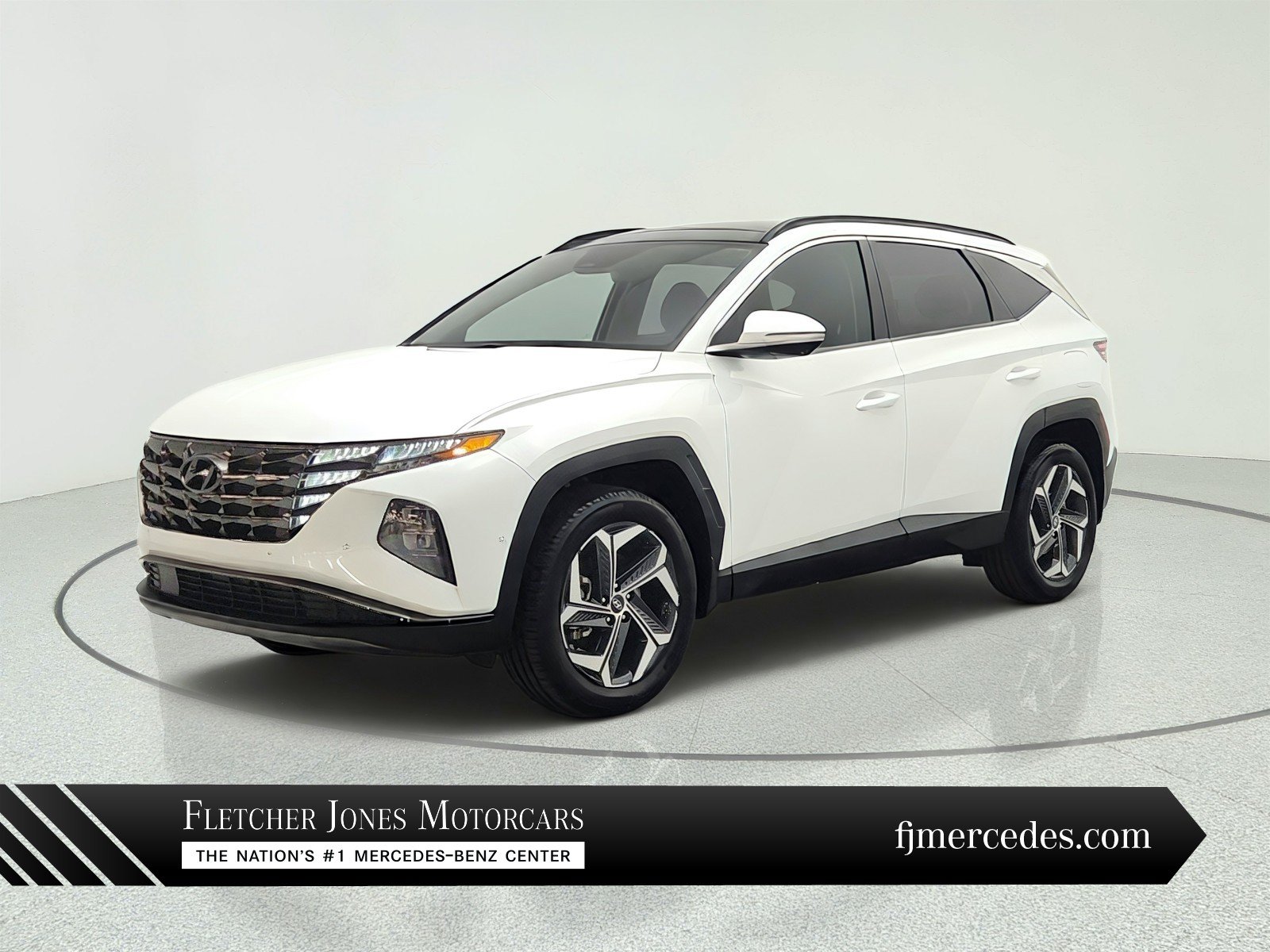 Used 2022 Hyundai Tucson Limited w/ Cargo Package AWD/4WD image 1