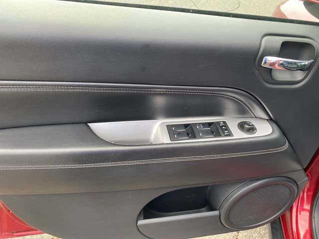 Used 2017 Jeep Compass High Altitude FWD image 16