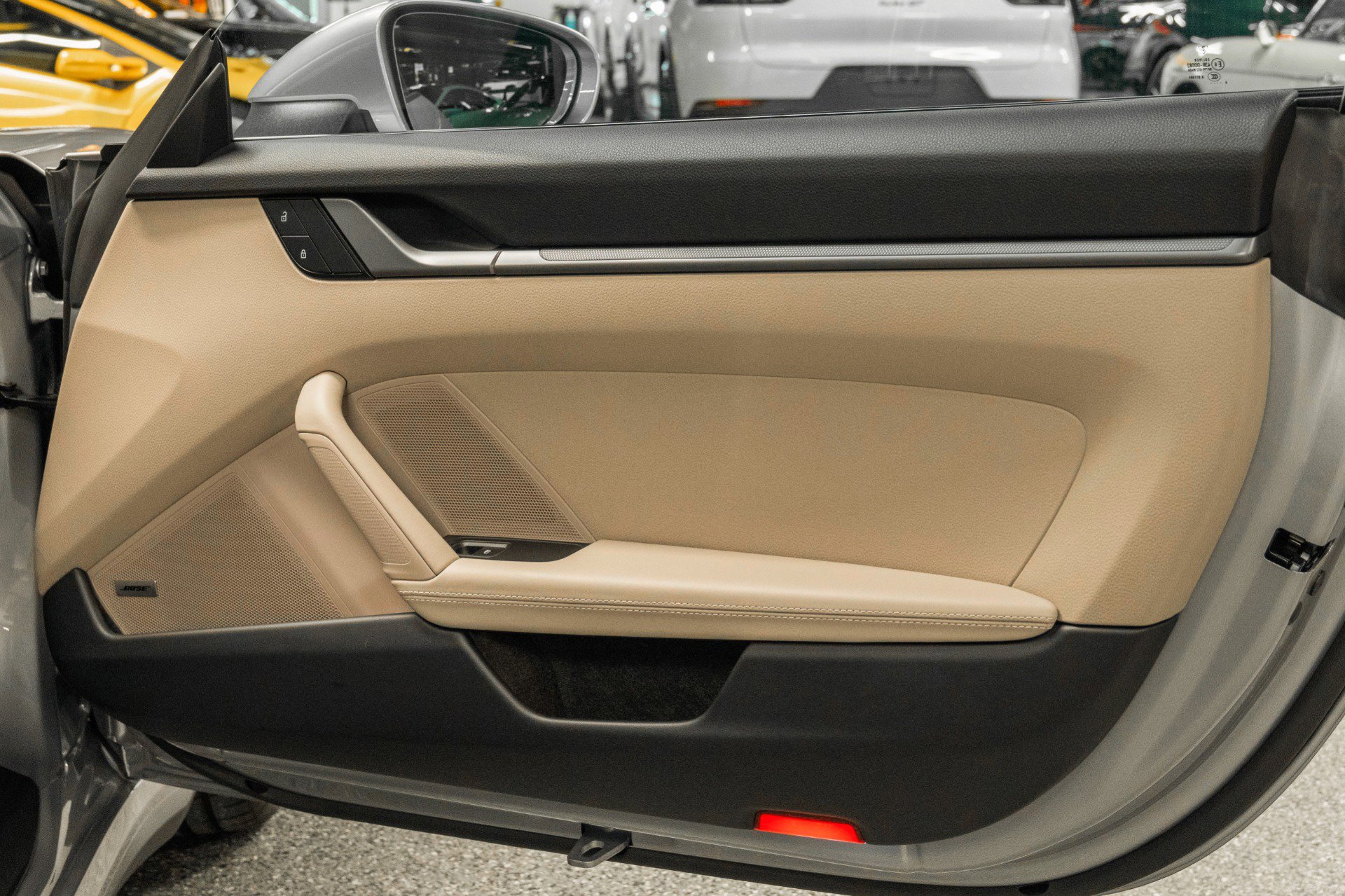 Used 2025 Porsche 911 Carrera image 35